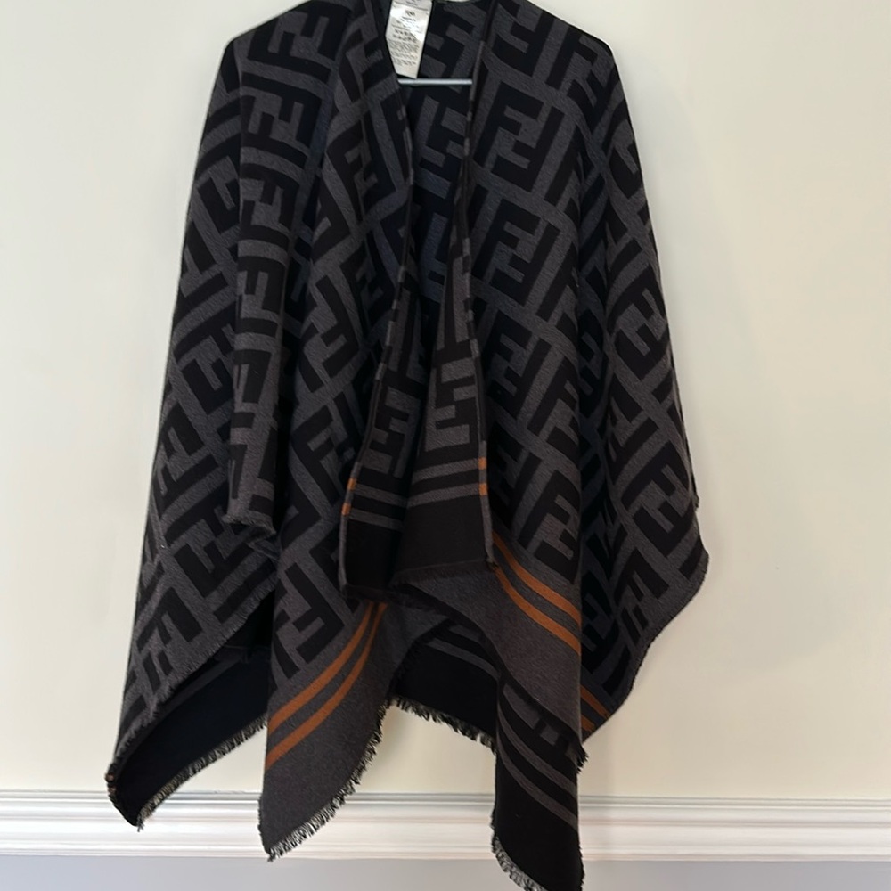 Fendi poncho